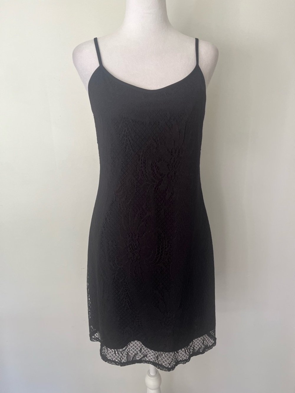 CEDUXION Black Lace Slip Dress